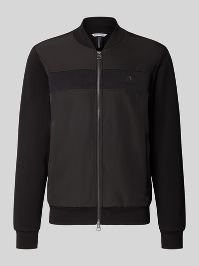 Produktfoto, Sweatjacke mit Zweiwege-Reißverschluss von Antony Morato aus schwarzem Baumwoll-Mix, Regular Fit, Label-Detail am Brustbereich.