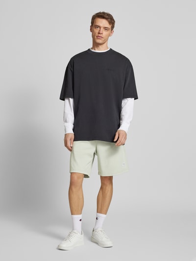 CHAMPION Regular fit bermuda met labelstitching Mintgroen - 1