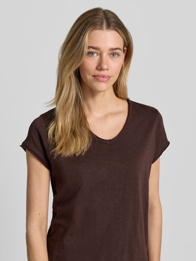 Smith and Soul T-Shirt mit Rollsaum und V-Ausschnitt Schoko 3