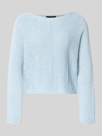 Produktfoto, hellblauer Strickpullover mit U-Boot-Ausschnitt von Oui, Baumwoll-Mix, strukturierte Oberfläche, Regular Fit, vor grauem Hintergrund