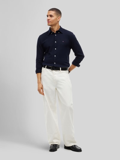 Tommy Hilfiger Slim Fit Freizeithemd mit Logo-Stickerei Marine 1
