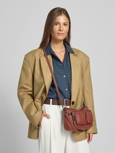 LIEBESKIND BERLIN Umhängetasche aus Leder mit Logo-Detail Modell 'Maia' Cognac 1