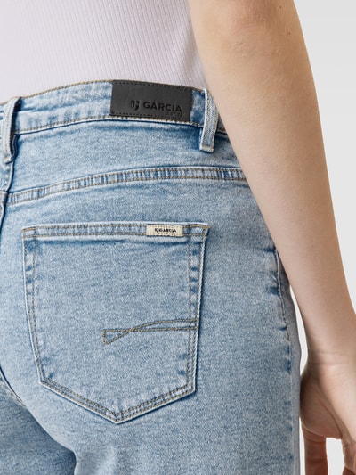 Garcia Jeansshort im 5-Pocket-Design Modell 'CELIA' Hellblau 3