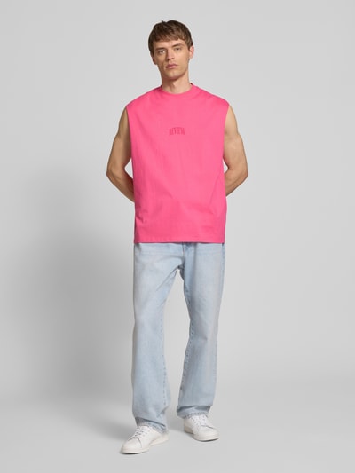 REVIEW Tanktop mit Label-Print Pink 1
