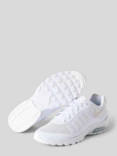 Produktfoto, Sneaker mit Logo-Print von Nike in Weiß mit heller Sohle und strukturiertem Mesh, Herren Sneaker von Nike