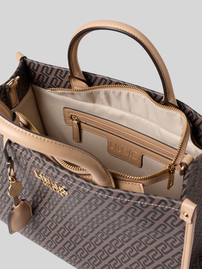 Produktfoto, Handtasche mit Logo-Applikation in Leder-Optik von Liu Jo White, beige-braun gemustert, Reißverschlussfach innen, goldfarbene Details