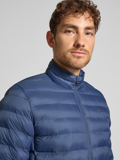 Tommy Hilfiger Regular Fit Steppjacke mit Logo-Stitching Hellblau 3