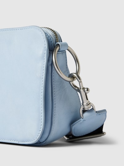 LIEBESKIND BERLIN Crossbodytas van echt leer met labelprint, model 'CLARICE' Lichtblauw - 3