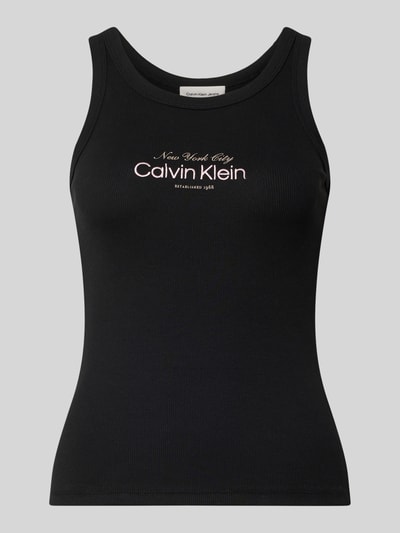 Produktfoto, Top mit Label-Stitching Modell 'CONTOUR' von Calvin Klein Jeans, mieszanka bawełny, dopasowany krój, dekolt w łódkę, długość tyłu 48 cm w rozmiarze S, czarny kolor, prążkowana faktura