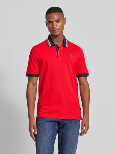 bugatti Regular Fit Poloshirt mit Label-Badge Rot 4