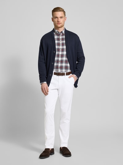 Christian Berg Men Regular Fit Chino mit Gürtelschlaufen Weiss 1