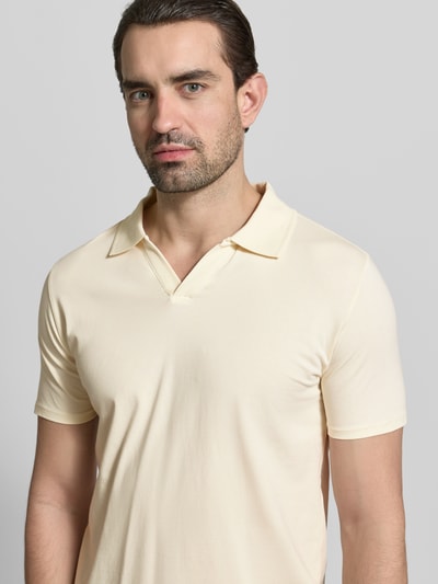 Lindbergh Koszulka polo o kroju slim fit z dekoltem w serek Biały 3