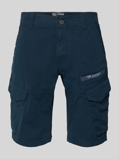Produktfoto, Cargo Bermudas mit Pattentaschen Modell 'Nordrop' von PME Legend aus Baumwoll-Mix mit Stretch-Anteil in Dunkelblau, sichtbare Nähte und strukturierte Textur, gerader Straight Fit, Knopf-Reißverschluss, seitliche Eingrifftaschen, Label-Patch, Gesäßleistentaschen, Kontext: Herren Bermudas von PME Legend, Bundweite bei Größe 32: 44 cm, Innenbeinlänge bei Größe 32: 29 cm