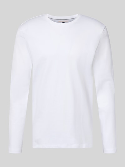 Produktfoto, Longsleeve aus reiner Baumwolle von Christian Berg Men in Weiß mit Rundhalsausschnitt und lockerer Passform, glatte Textur
