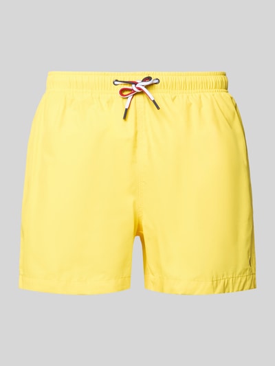 Productfoto, 'Badehose mit elastischem Bund und Tunnelzug' van MCNEAL, regular fit heren badkleding van katoenmix in effen geel met elastische tailleband en tunnelkoord