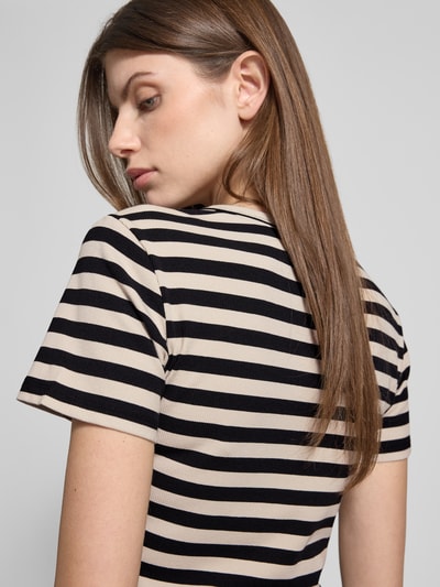 Christian Berg Woman T-Shirt in Ripp-Optik mit Rundhalsausschnitt Black 3