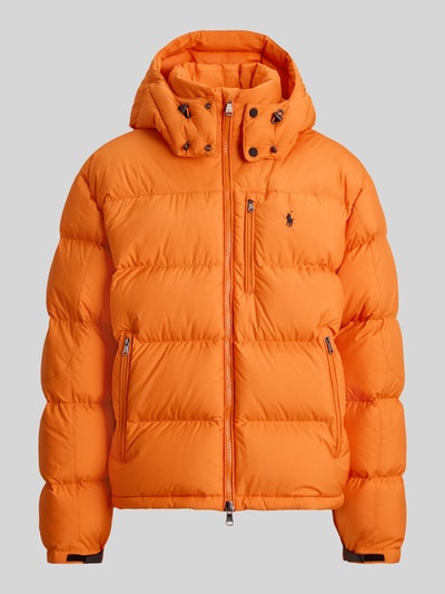 Produktfoto, Steppjacke mit Zweiwege-Reißverschluss von POLO RALPH LAUREN in Orange, uni, Polyester, Kapuze mit Tunnelzug, elastische Abschlüsse, sichtbare Reißverschlusstaschen und Brusttasche.
