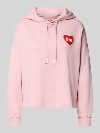 Produktfoto, Hoodie mit Kapuze von Oui in Rosa aus Baumwoll-Mix, lockerer Schnitt, Kapuze mit Tunnelzug, Label-Detail, gerippte Ärmelabschlüsse