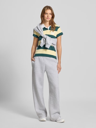 REVIEW Wide Leg Sweatpants mit Label-Detail Hellgrau Melange 1