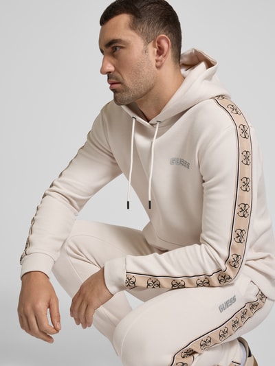 Guess Activewear Hoodie mit Label-Detail Modell 'MICKEY' Beige 3