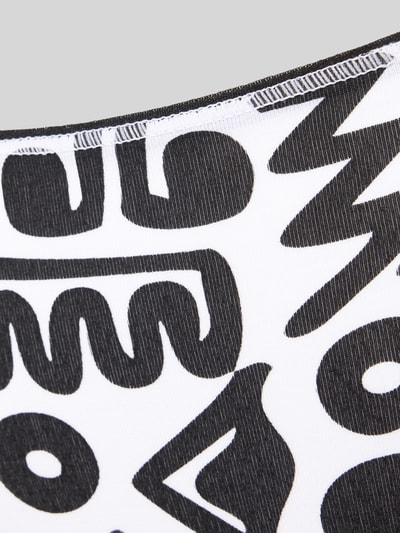 Produktfoto, Slim Fit Slip aus Baumwoll-Mix Modell 'Rio' von SKINY X KURANYI, abstrakter schwarz-weißer Allover-Print, glatte Textur.