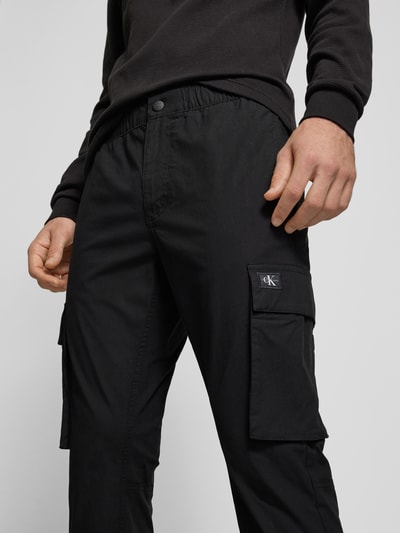 Calvin Klein Jeans Cargohose mit elastischem Bund Black 3