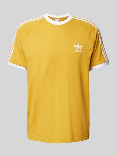 adidas Originals T-Shirt mit geripptem Rundhalsausschnitt Gelb 2