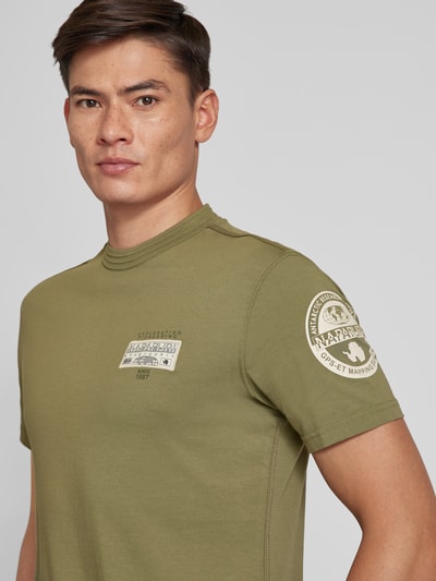 Napapijri T-Shirt mit Label-Patch Modell 'AMUNDSEN' Oliv 3