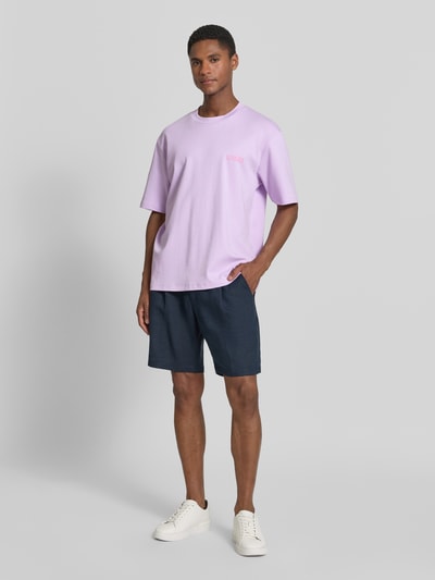 Lindbergh Oversized T-Shirt mit Label-Print Lavender 1