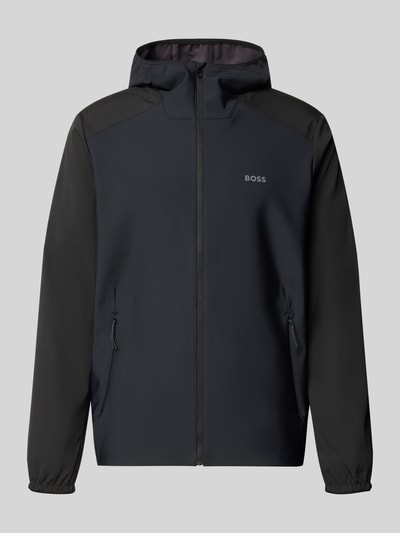 Produktfoto, Regular Fit Softshell-Jacke mit Kapuze Modell 'LW_CRUISLITE' von BOSS Green in Unifarben, elastische Ärmel, Reißverschlusstaschen, Label Print.