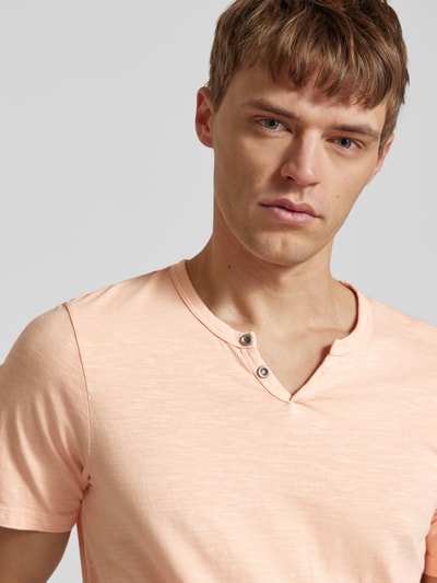 Jack & Jones T-Shirt mit V-Ausschnitt Apricot 3