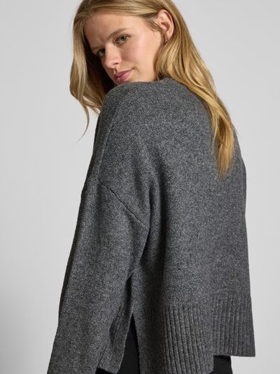 Only Sweter z dzianiny o kroju relaxed fit z dodatkiem wełny model ‘WHITNEY’ Średnioszary melanż 3