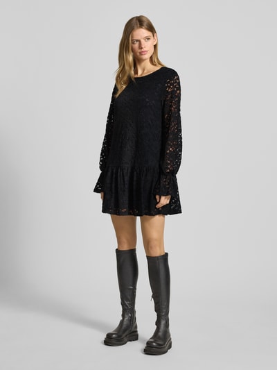 Gina Tricot Sukienka mini z okrągłym dekoltem Czarny 1