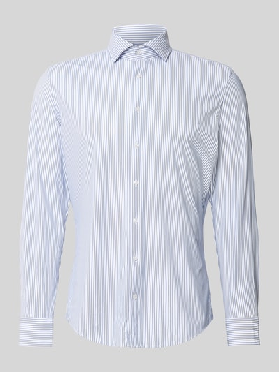 Produktfoto, błękitno-biała koszula o kroju slim fit w pionowe paski, Slim Fit Businesshemd mit Cutaway-Kragen von Seidensticker, koszule biznesowe