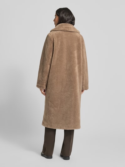 Smith and Soul Mantel aus Teddyfell Taupe 5