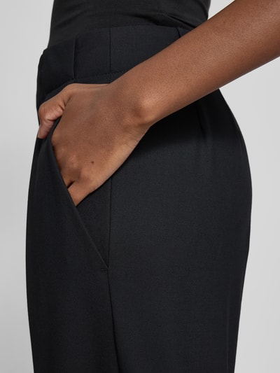 Closed Stoffhose mit Bundfalten Black 3