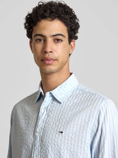 Tommy Jeans Relaxed Fit Freizeithemd aus Baumwoll-Modal-Mix Hellblau 3