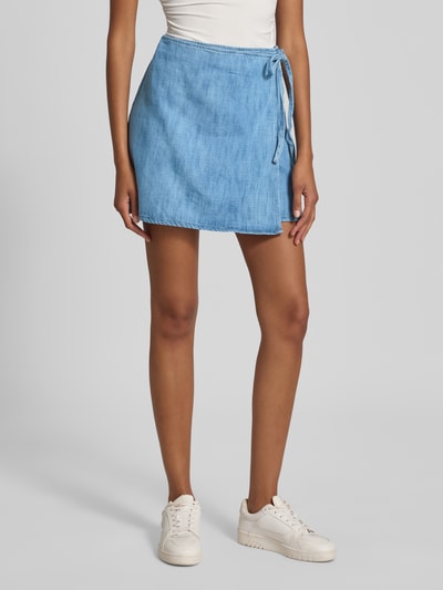 Only Schmaler Wickelrock aus Baumwoll-Denim Modell 'NOELLE' Hellblau 4