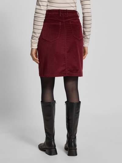 s.Oliver RED LABEL Ausgestellter Mini-Rock in Cord-Optik Bordeaux 5