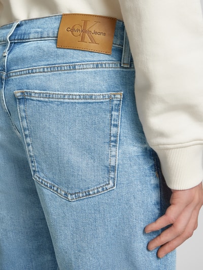 Calvin Klein Jeans Korte slim fit jeans met labeldetail Jeansblauw - 3
