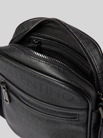 VALENTINO BAGS Crossbody Bag mit Allover-Logo-Print Modell 'Tracollina' Anthrazit 4