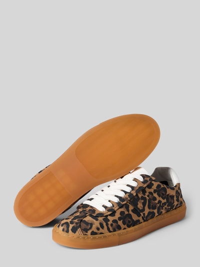 Produktfoto, Sneaker aus Leder mit Schnürung Modell 'CPH98' von Copenhagen im Leo-Design mit Abgerundete-Spitze, Schafthöhe 7 cm, Absatzhöhe 2 cm, Schaftweite 8 cm, Damen Sneaker