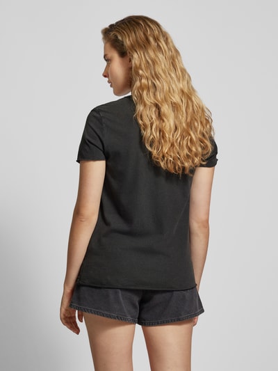 Only T-shirt met motief- en statementprint, model 'LUCY' Zwart - 5