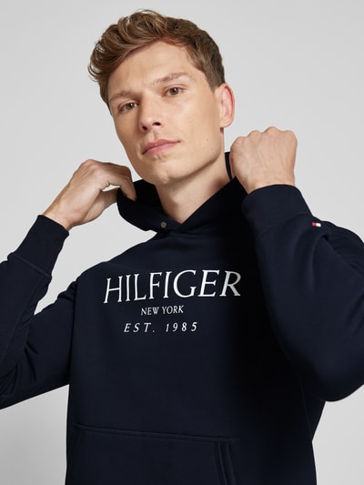 Tommy Hilfiger Bluza z kapturem z nadrukiem z logo Granatowy 3