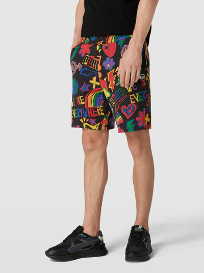 PUMA PERFORMANCE Sweatshorts met all-over print, model 'DOWNTOWN PRIDE' Zwart - 4