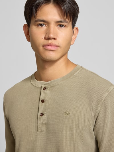 Superdry Longsleeve mit Strukturmuster und Knopfleiste Khaki 3