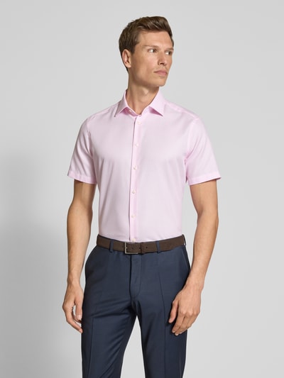 Christian Berg Men Regular Fit Business-Hemd mit Kentkragen Rosa 4