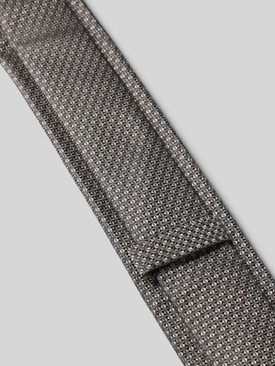 Produktfoto, Krawatte aus reiner Seide Modell 'TIE' von HUGO, grau mit feinem Allover-Strukturmuster, satinierte Textur, Label Patch