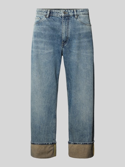 Produktfoto, Jeans im Used-Look Modell 'RAWDY' von DRYKORN, Reine Baumwolle, Relaxed-Fit, blauer Denim, Umschlag, sichtbare Waschung, Struktur. Kontext: Herren Jeans, Bundweite 46 cm, Innenbeinlänge 68 cm bei Größe 32/32.