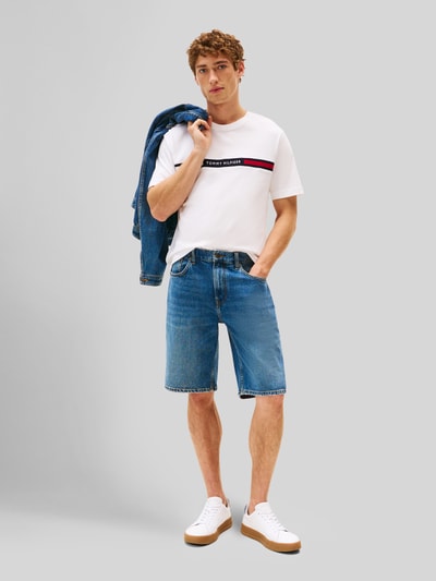 Tommy Hilfiger t-shirt o kroju regular fit z czystej bawełny Biały 1